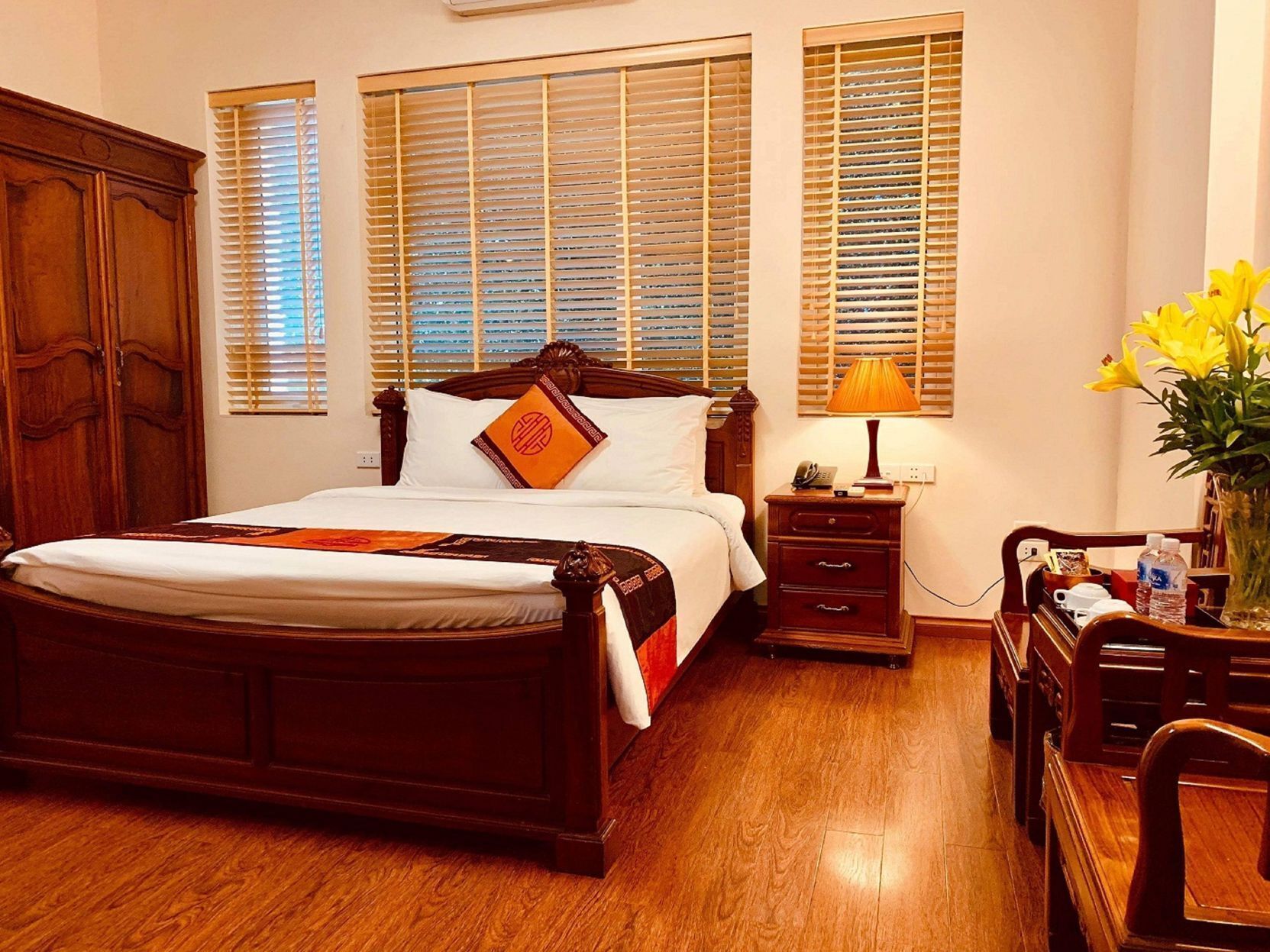 Minibar, in-room safe, desk, soundproofing