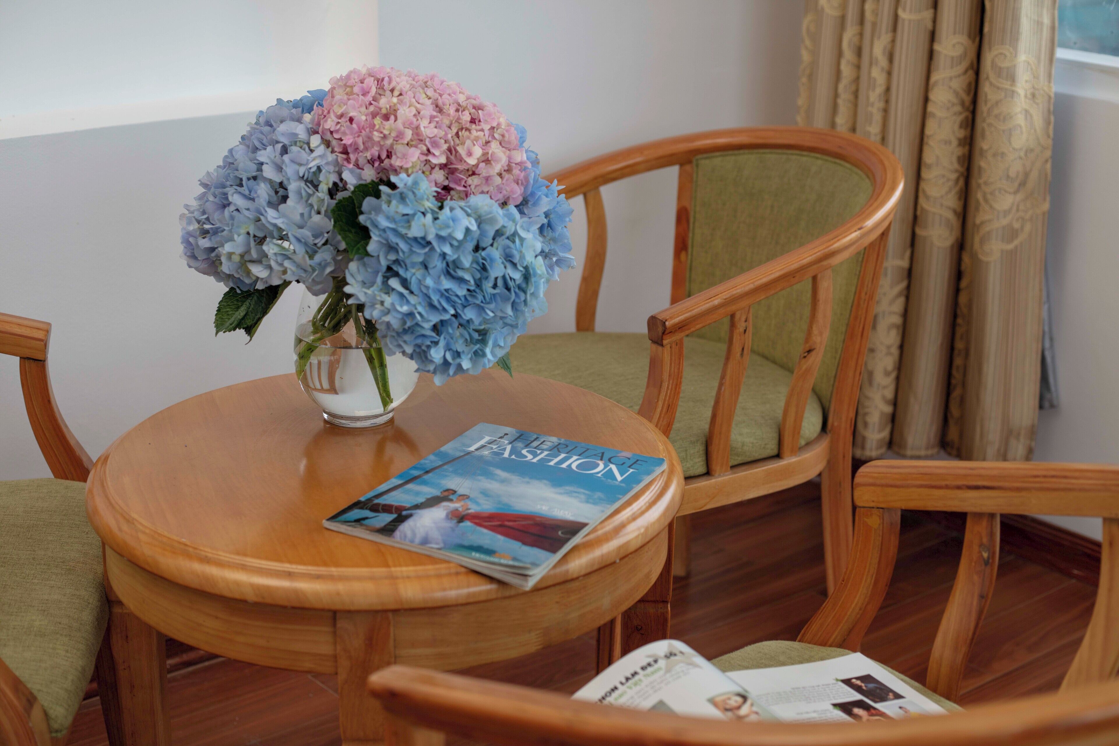 connecting room | minibar, in-room safe, desk, soundproofing