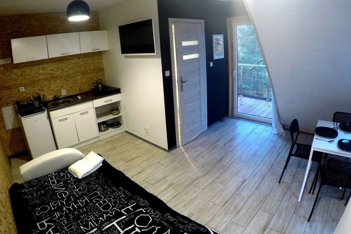 Habitación cuádruple, Terraza, vista a la bahía (two extra beds possible) | Insonorización, camas extra gratis y wifi gratis