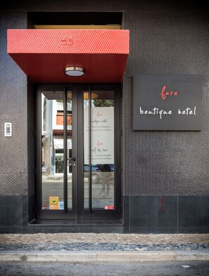 Voorkant van accommodatie