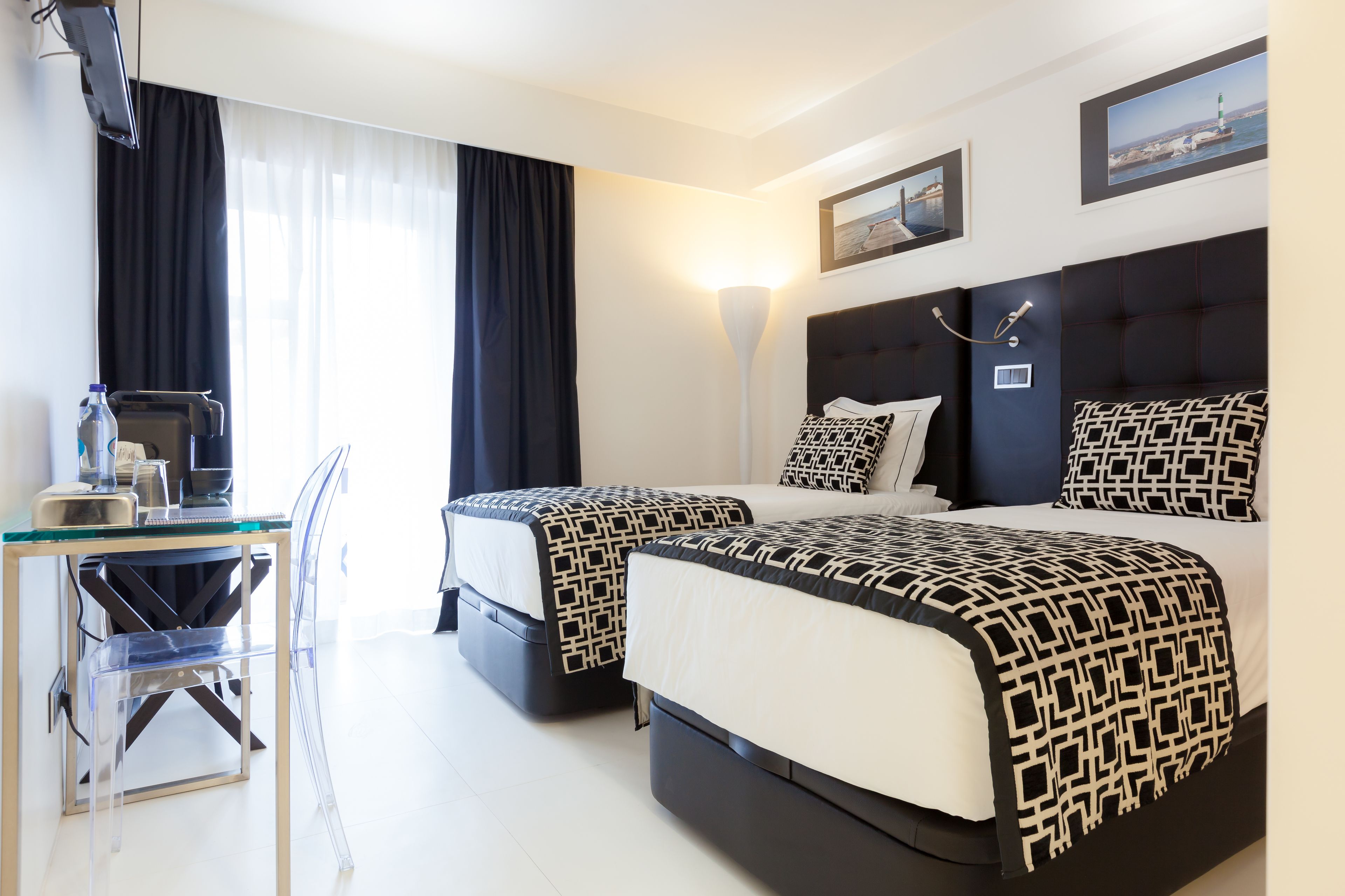 superior double or twin room | minibar