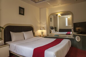 Standard Double Room | Soundproofing, free WiFi, bed sheets - Good Hotel (Taichung)