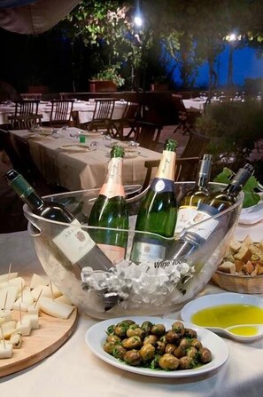 Dinner served  - Tenuta San Michele (Santa Venerina)