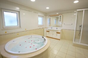 Suite, hidromasaje | Tina de hidromasaje