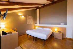 1 ห้องนอน, เครื่องนอนระดับพรีเมียม, ผ้านวมขนเป็ด, มินิบาร์