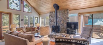 Atkin 4 Bedroom Holiday Home By Tahoe Truckee