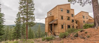 Gold Bend 4 Bedroom Holiday Home By Tahoe Truckee