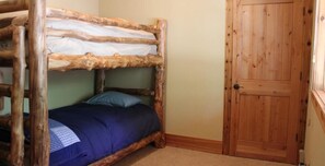 Family House, 4 Bedrooms, Mountainside | 4 bedrooms