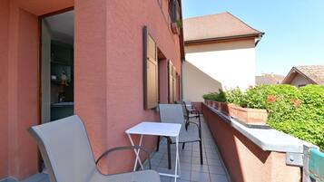 Basic Apartment, Vineyard View (S'Harzala Vert) | Terrace/patio