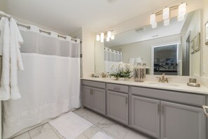Bathroom - Storey Lake Resort Homes by Casa Floridian (Kissimmee)