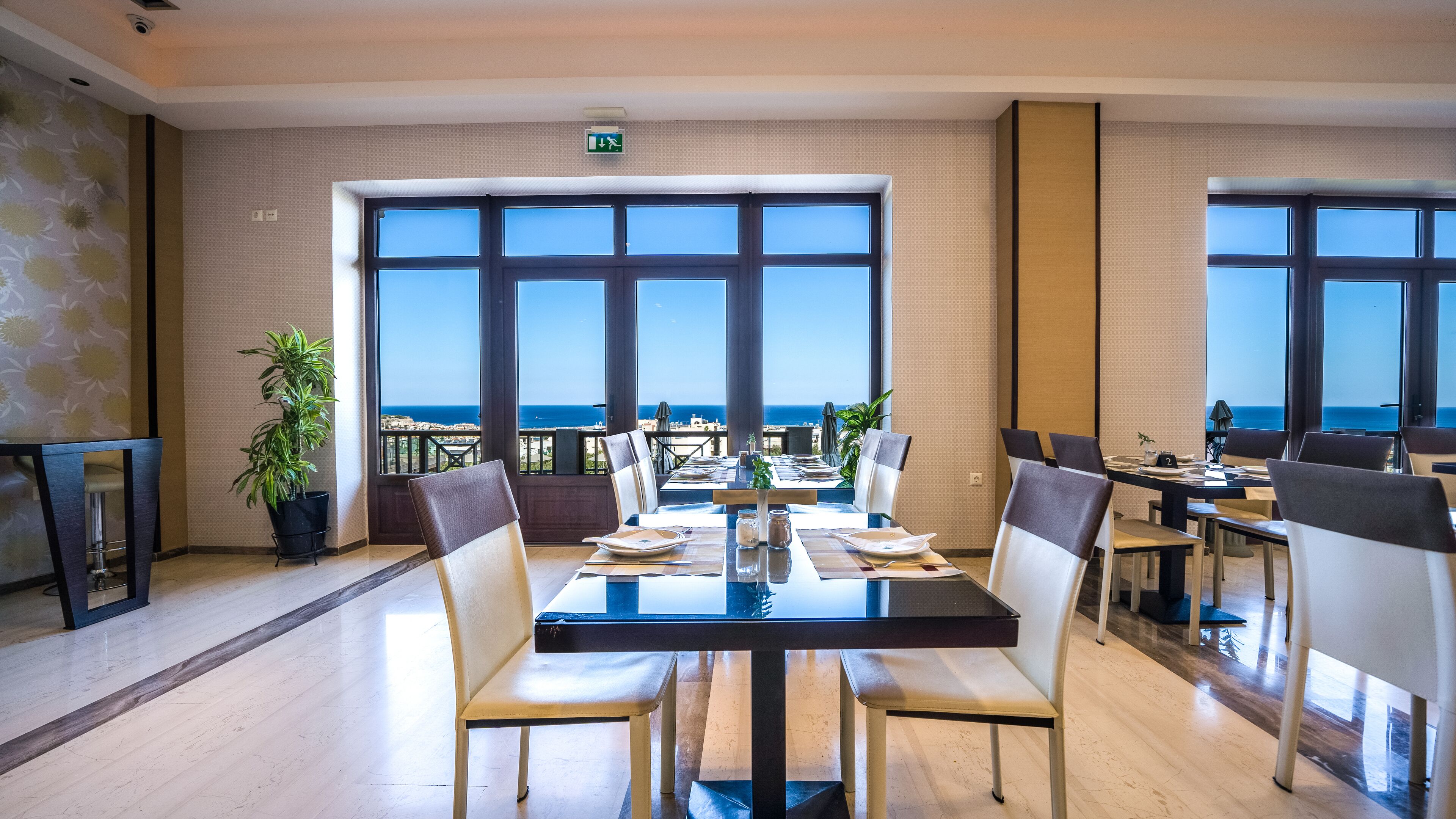 Photo - Forest Park Hotel