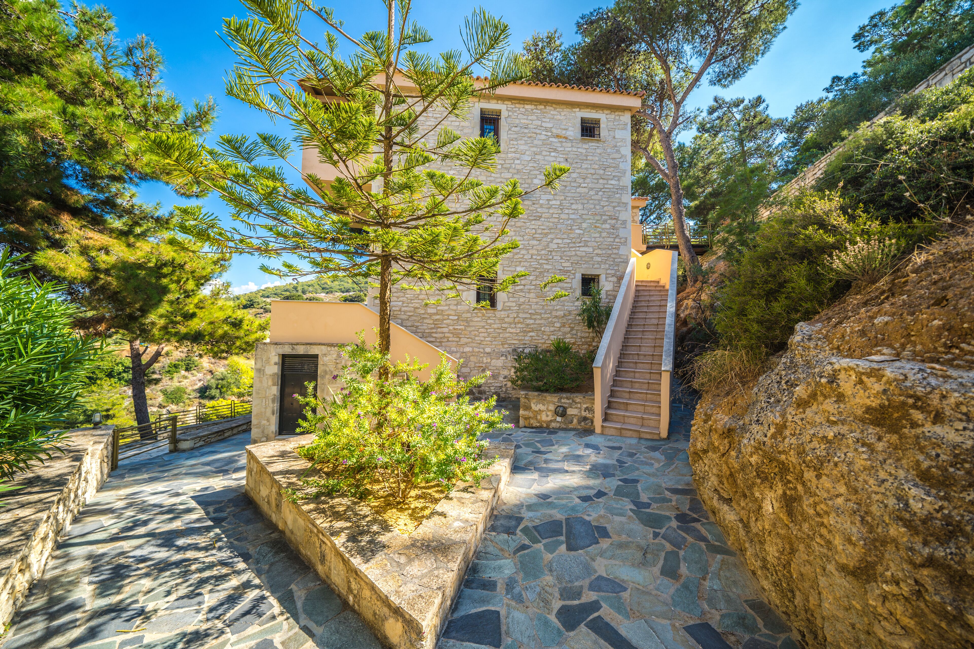 Photo - Forest Park Hotel