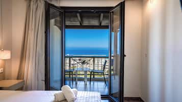 Triple Room with Panoramic Sea View | 1 bedroom, hypo-allergenic bedding, minibar, in-room safe