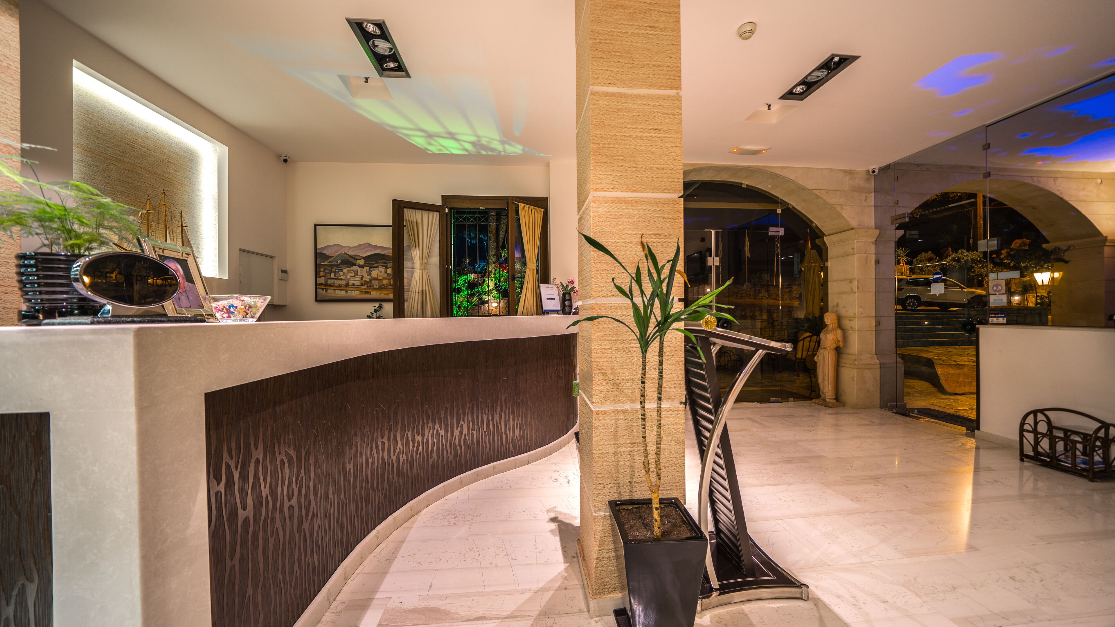 Photo - Forest Park Hotel