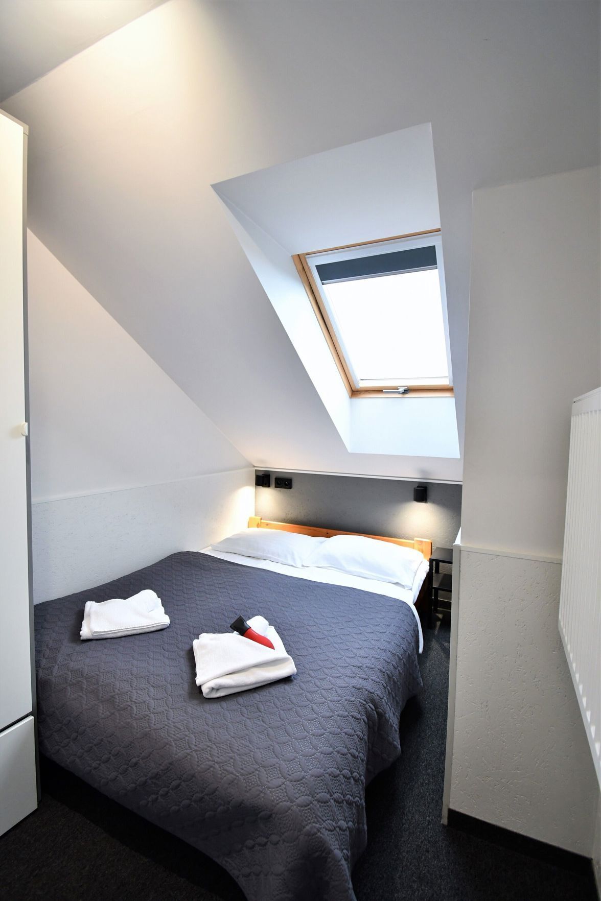 Minibar, desk, iron/ironing board, free WiFi