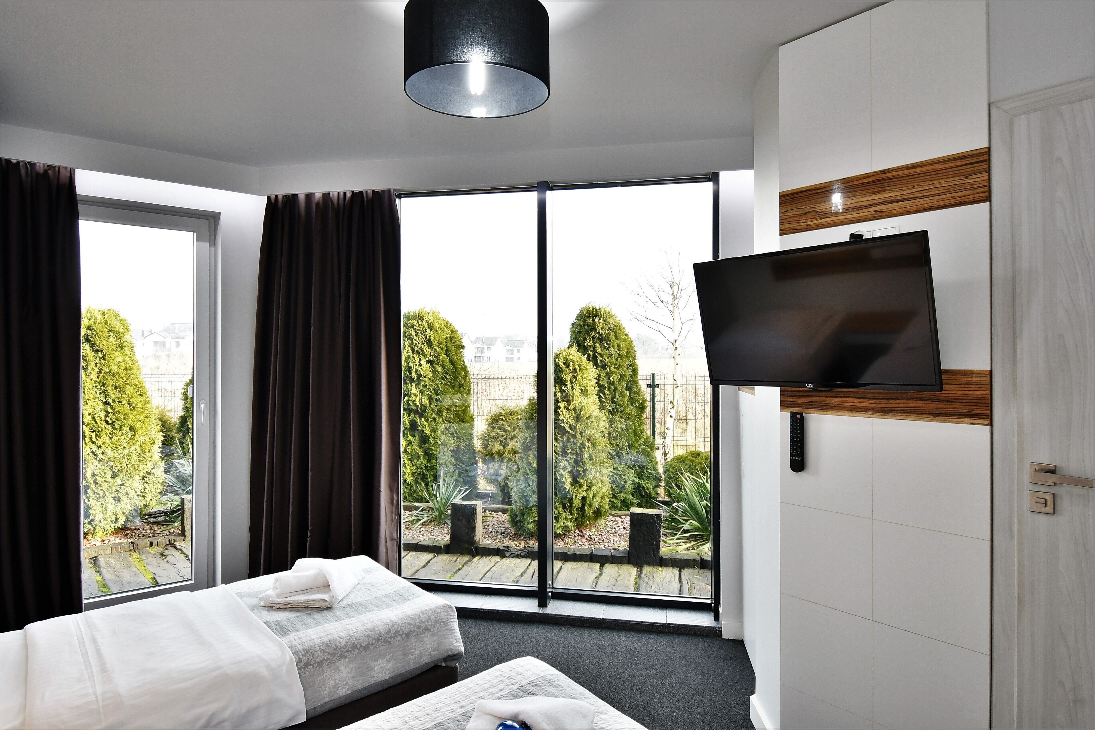 經典雙人或雙床房, 私人浴室 | 迷你吧、書桌、熨斗/熨衣板、免費無線上網