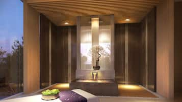 Couples treatment rooms, sauna, hot tub, steam room, body treatments
