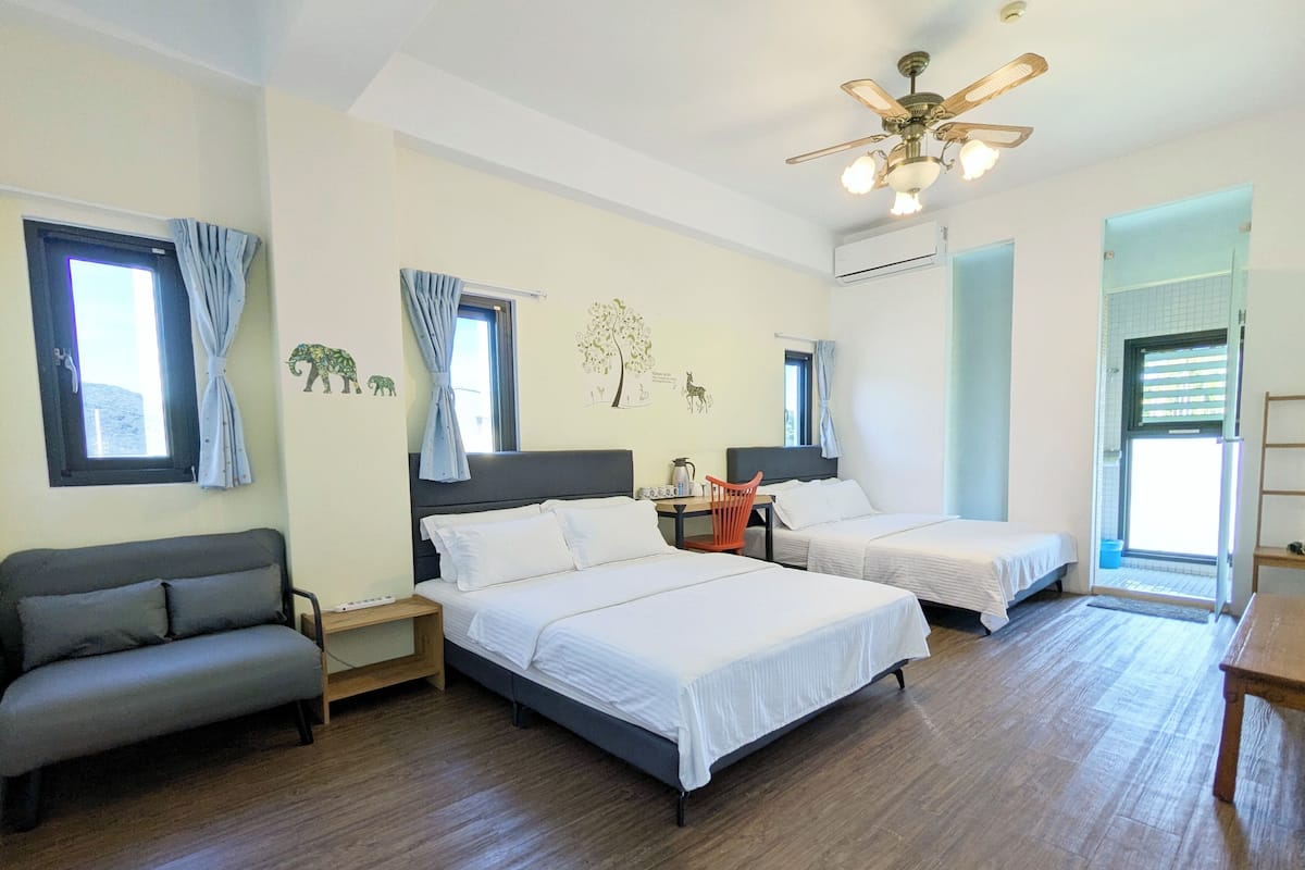 Chambre Quadruple Standard | 1 chambre, Wi-Fi gratuit, draps fournis