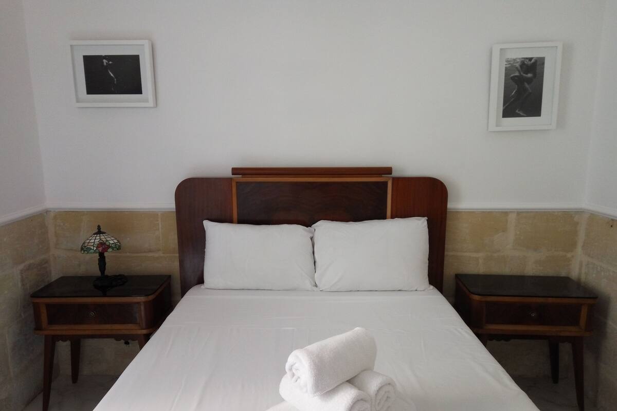 Apartamento estándar, 1 habitación, cocina básica | Cunas (de pago), wifi gratis, ropa de cama