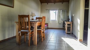 Classic Cabin, 1 Bedroom, Kitchen, Pool View | Living room | TV