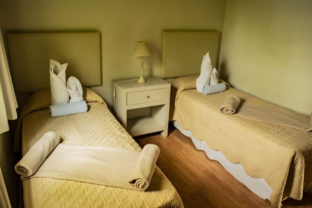 1 bedroom, free cots/infant beds, free WiFi