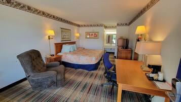 Chambre Classique, 1 trĂšs grand lit, non-fumeur, bain Ă remous