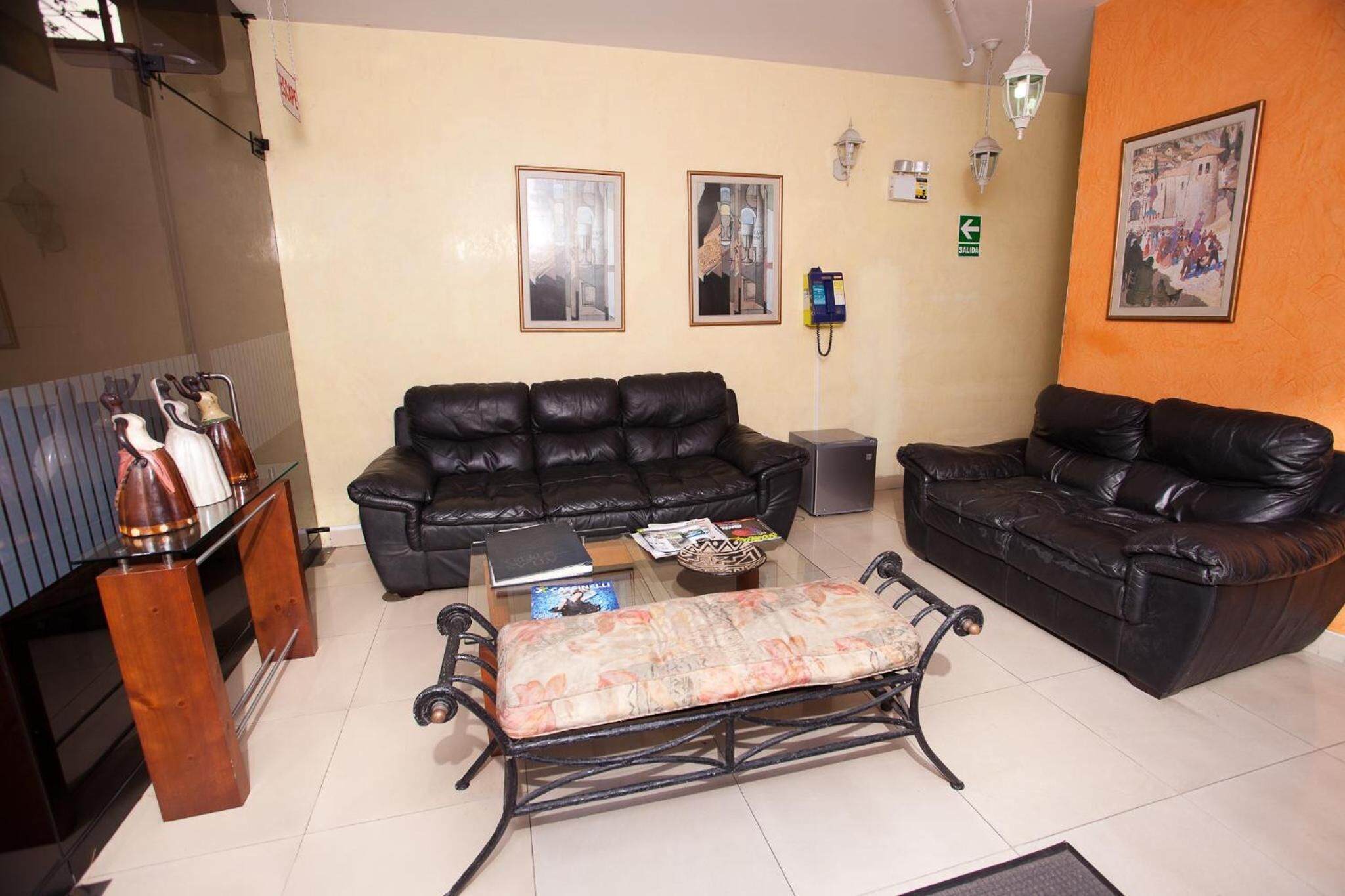 Photo - Hotel El Farolito