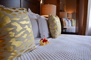 1 bedroom, premium bedding, individually decorated - Rock Point Villas Vacations Rentals Sandy Bay, Roatan, Honduras.c.a (Roatan)