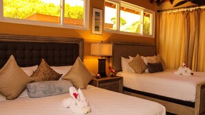 Extra beds - Rock Point Villas Vacations Rentals Sandy Bay, Roatan, Honduras.c.a (Roatan)