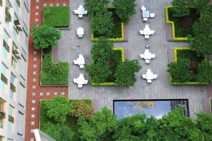 Deluxe-Apartment, 3 Schlafzimmer | Blick auf den Garten