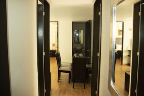 Deluxe Apartment, 3 Bedrooms | Dining room - Puerta Alameda Suites (Mexico City)