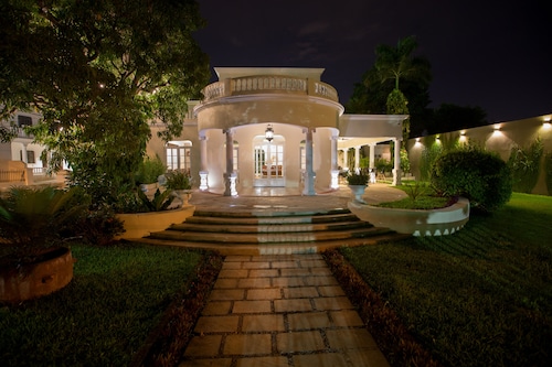 Delfina Boutique Hotel