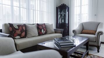 Sala de estar en el lobby