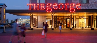 The George, by Valencia Hotel Collection