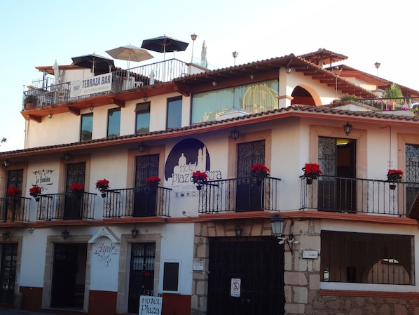 Front of property - Hotel Plaza Rivera (Taxco)