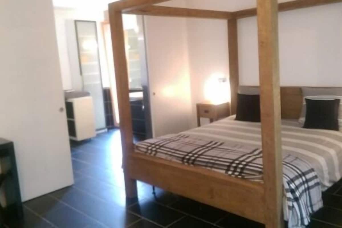Quarto casal standard, banheiro privativo | 2 quartos