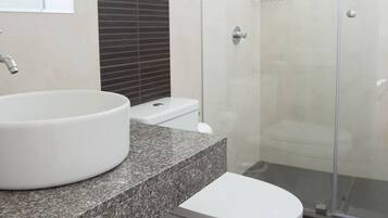 Exclusive Apartment, 3 Bedrooms (501) | Bathroom | Shower, free toiletries, hair dryer, towels