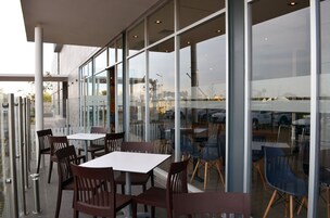 Desayuno completo incluido todos los días 