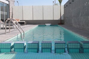 Outdoor pool - Hotel Casa Inn Business Irapuato (Irapuato)