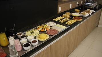 Free daily buffet breakfast