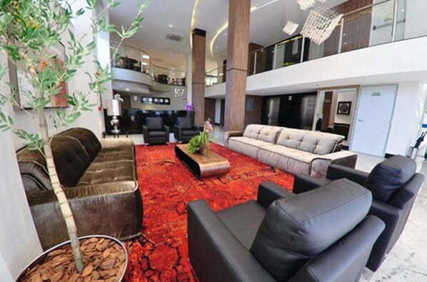 Sala de estar en el lobby