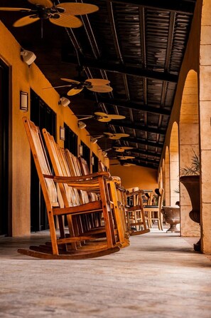 Terrace/patio - Island Vista 606 Jim and Denise's 3 Bedroom Condo by Prista Mgmt (Myrtle Beach)