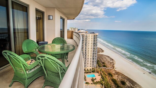 Luxury-Apartment, 4 Schlafzimmer, Meerseite | Balkon