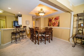 Breakfast area - Margate 2608 Alice Ann and Tom's 3 Bedroom Condo by Prista Management (Myrtle Beach)
