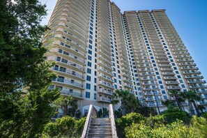 Front of property - Margate 804 Carlos and Terry's 3 Bedroom Condo by Prista Management (Myrtle Beach)