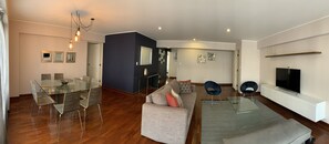 Comfort Apartment, 3 Bedrooms | Living area - MLA apartments - Bolognesi (Lima)
