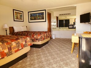 Standard Room, 2 Double Beds
