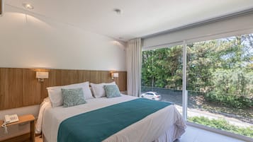 Premium-Zimmer | Hochwertige Bettwaren, Minibar, Zimmersafe, Schreibtisch