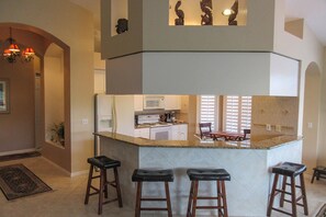 Condo, 3 Bedrooms | Private kitchen | Full-sized fridge, microwave, oven, stovetop