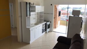 Family Room | Living area | TV - Apart Hotel Atlantico (Penha)